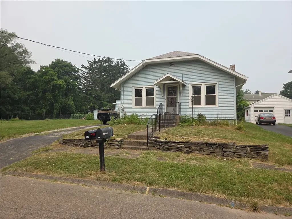 252 W 13th Street, Elmira, NY 14903 - #1