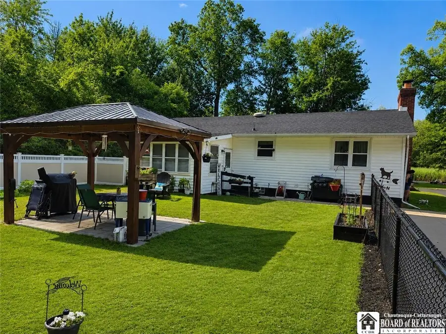 890 Swann Road, Youngstown, NY 14174 - #3