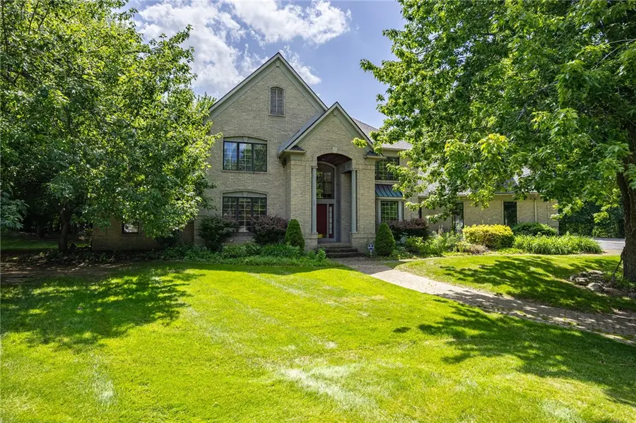24 Roxbury Lane, Pittsford, NY 14534 - #2