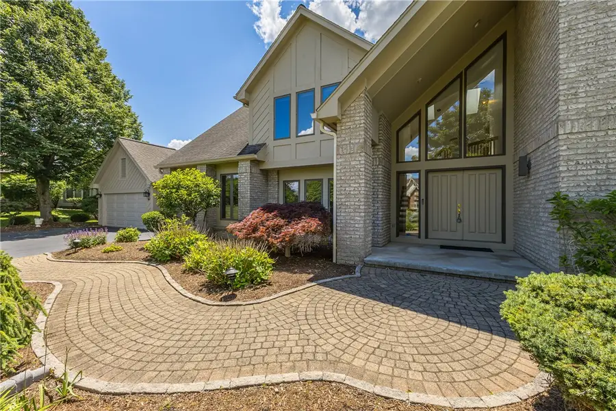 61 Sutton Point, Pittsford, NY 14534 - #2