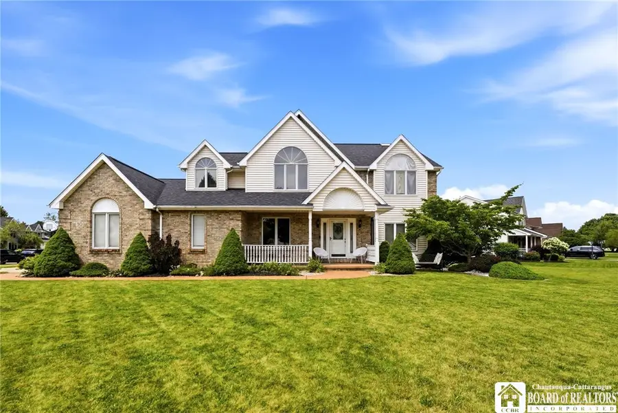 30 Ashwood Lane, Orchard Park, NY 14127 - #2