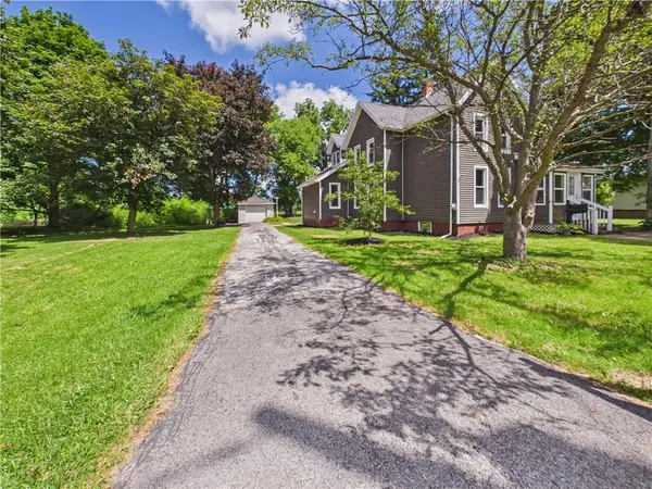 22 Stephens Street, Clifton Springs, NY 14432