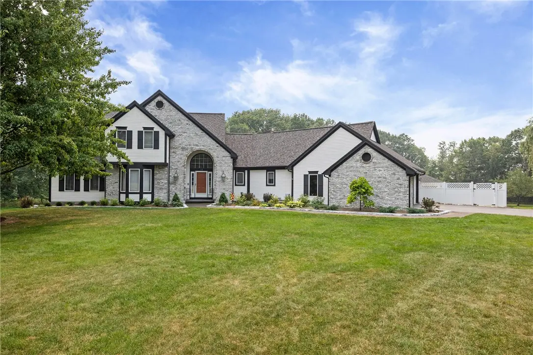 19 Dixon Woods, Honeoye Falls, NY 14472 - #1