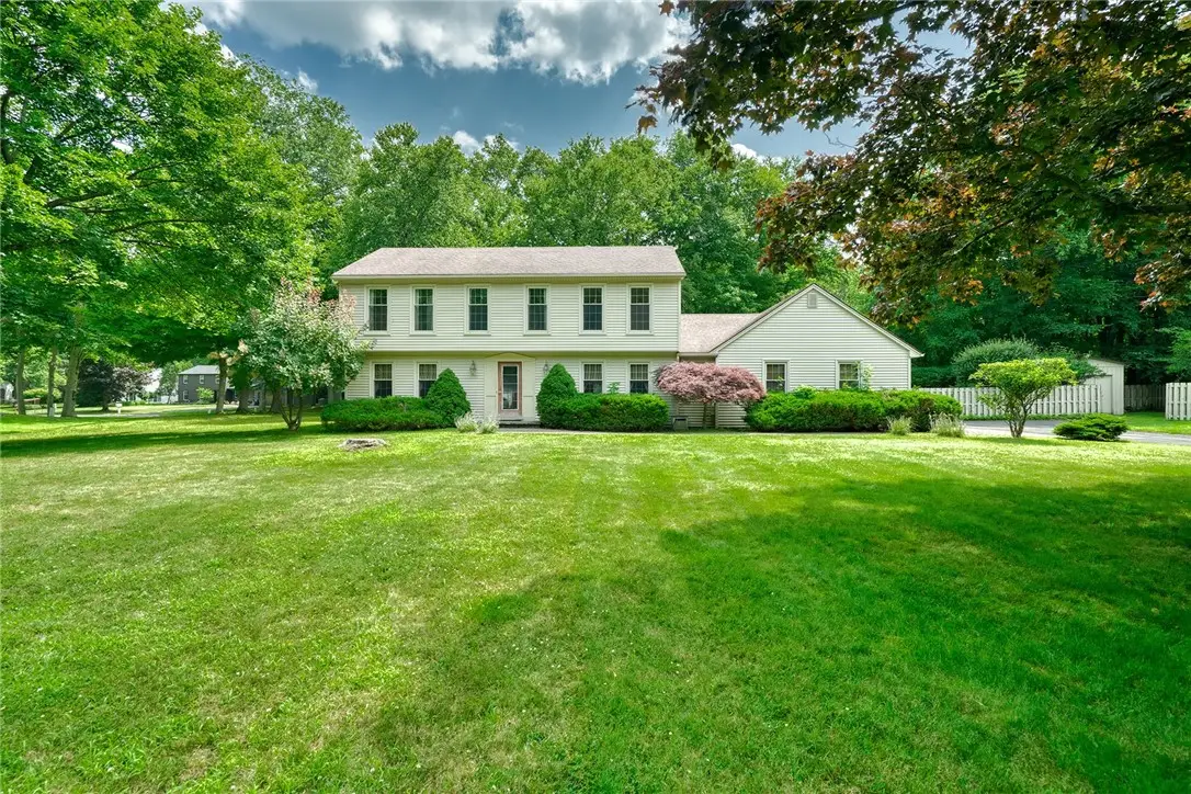 1199 Fox Hollow, Webster, NY 14580 - #1