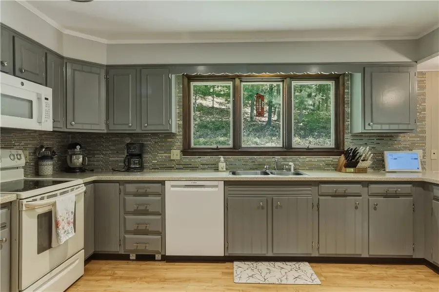 130 W Hill Terrace, Painted Post, NY 14870 - #3