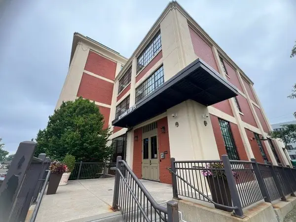 2917 Main Street #410, Buffalo, NY 14214