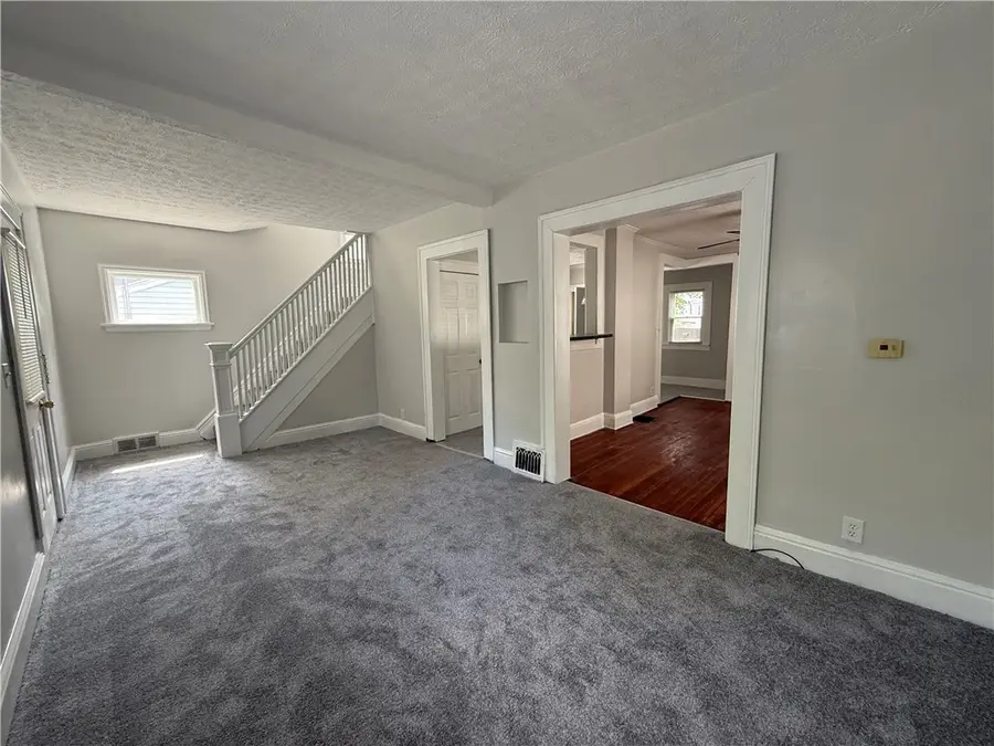 83 Baycliff Drive, Rochester, NY 14609 - #3
