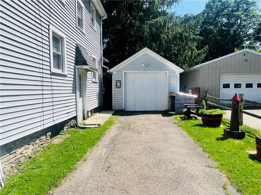 208 E William Street, Bath, NY 14810 - #2