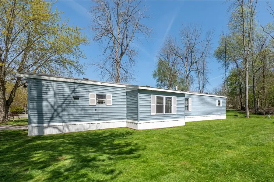 62 Beechwood Blvd, Albion, NY 14411 - #3