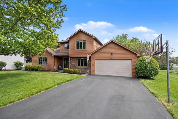 1094 Bright Stream Way, Webster, NY 14580