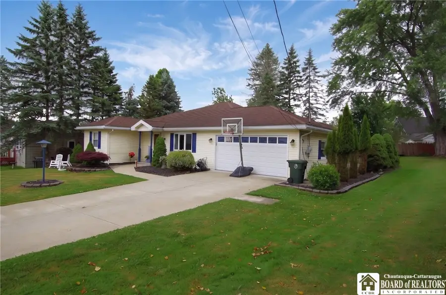25 Delevan Avenue, Jamestown, NY 14701 - #2