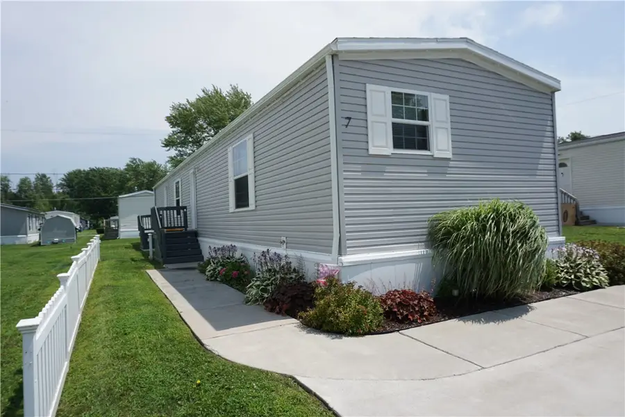7 Farmingdale Drive, Hamlin, NY 14464 - #3