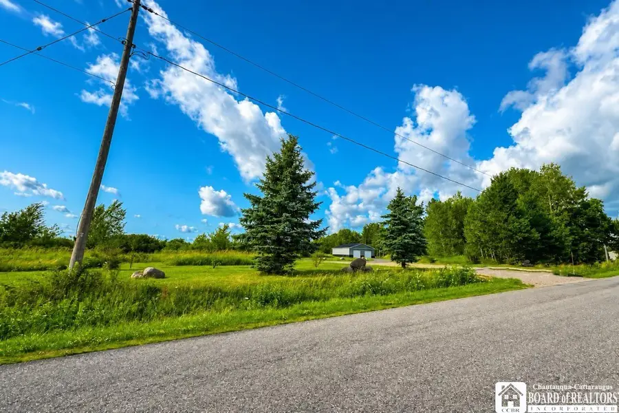 Straight Road, Fredonia, NY 14063 - #3
