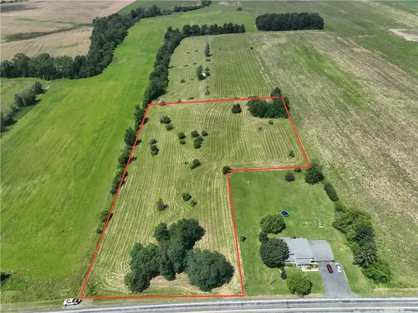 5530 Buffalo Street Extension, Canandaigua, NY 14424