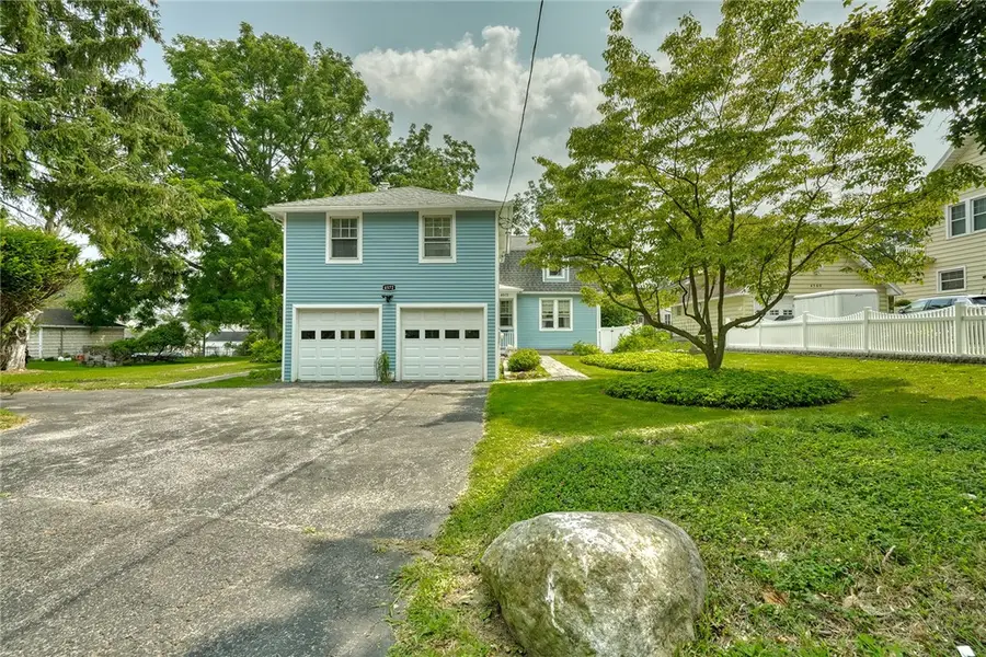 4572 Saint Paul Boulevard, Rochester, NY 14617 - #2