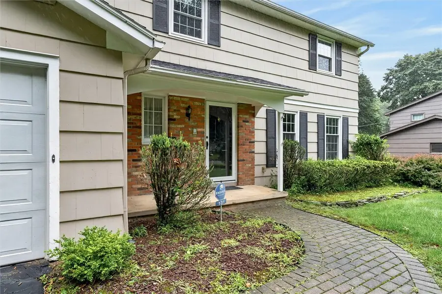 131 Timber Brook Lane, Penfield, NY 14526 - #2