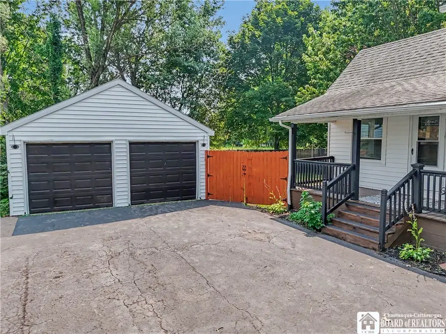 1369 Sturgeon Point Road, Derby, NY 14047 - #3