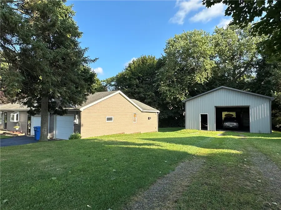 336 Stuart Avenue, Newark, NY 14513 - #3