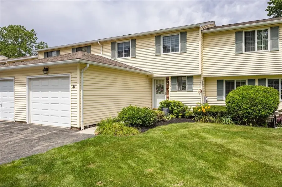 31 Arbor Court, Fairport, NY 14450 - #2