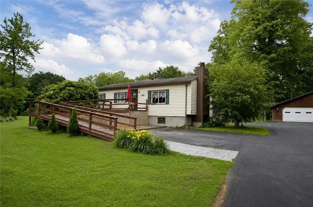 2537 Edwards Road, Waterloo, NY 13165 - #1