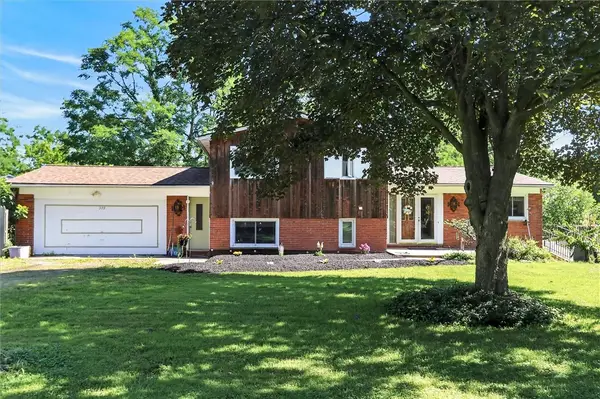 379 High Street Extension, Fairport, NY 14450
