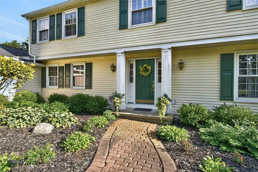 103 Stuyvesant Road, Pittsford, NY 14534 - #2