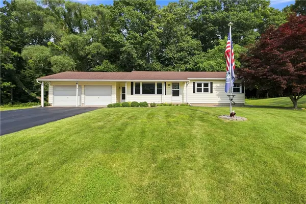 84 Orchard Hills Drive, Spencerport, NY 14559