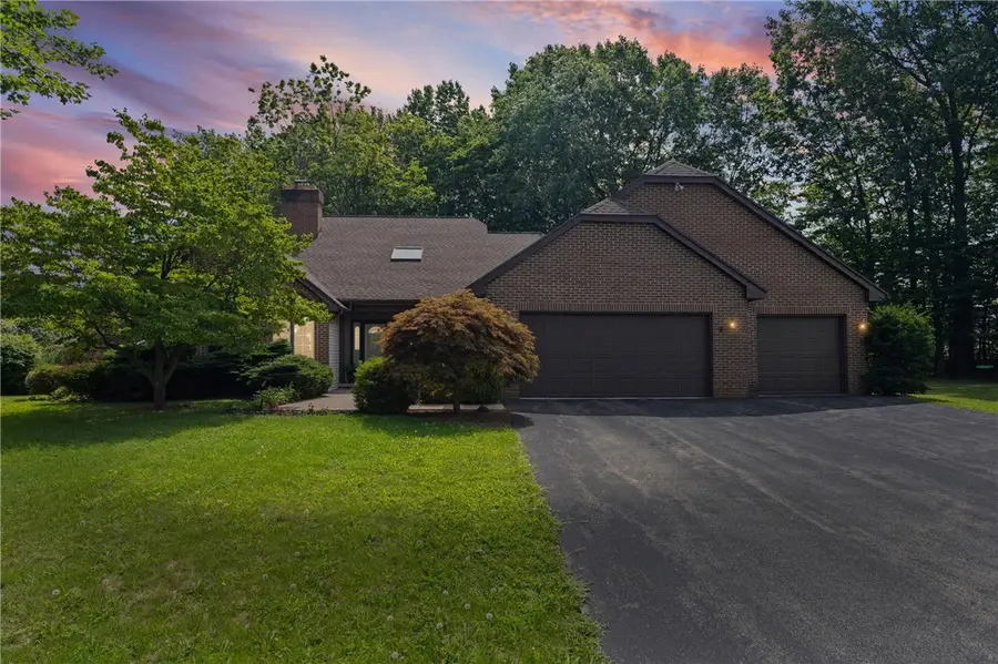 345 Stafford Way, Rochester, NY 14626 - #2