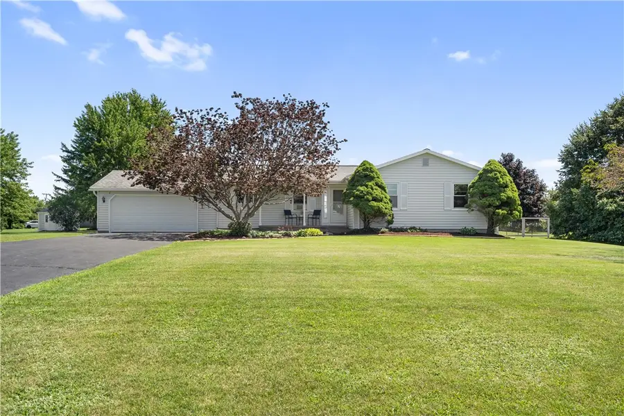 1261 Middle Road, Caledonia, NY 14423 - #2