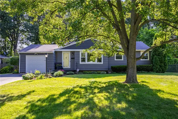 32 Morrow Drive, Rochester, NY 14616