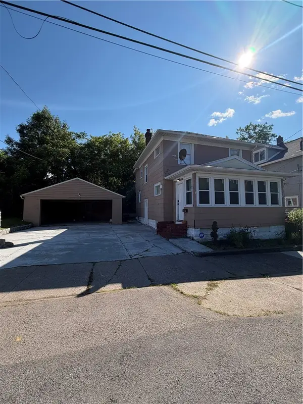 25 Lakeland Avenue, Rochester, NY 14612