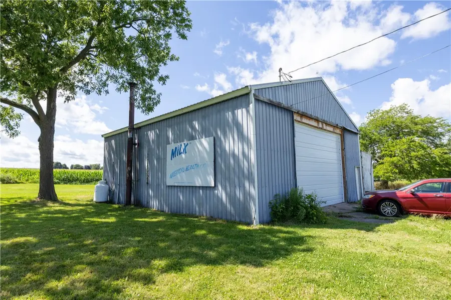 2371 Telephone Road, Le Roy, NY 14482 - #2