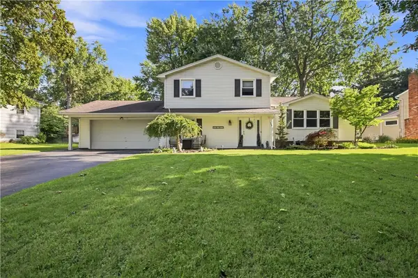 117 Parkmeadow Drive, Pittsford, NY 14534