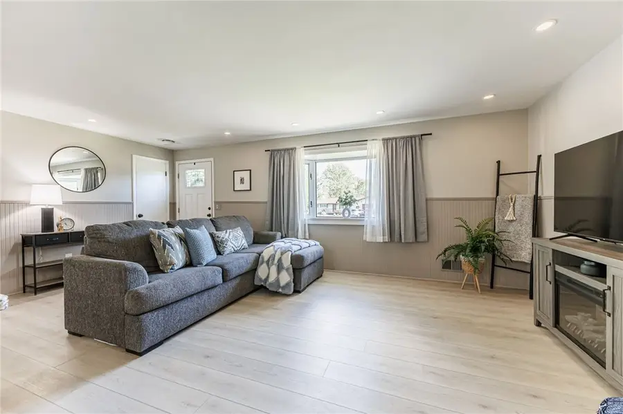 93 Vollmer Pkwy, Rochester, NY 14623 - #3