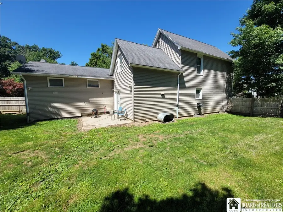 215 Cole Avenue, Jamestown, NY 14701 - #2
