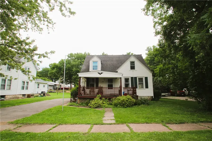 428 Clinton Street, Lockport, NY 14094 - #3