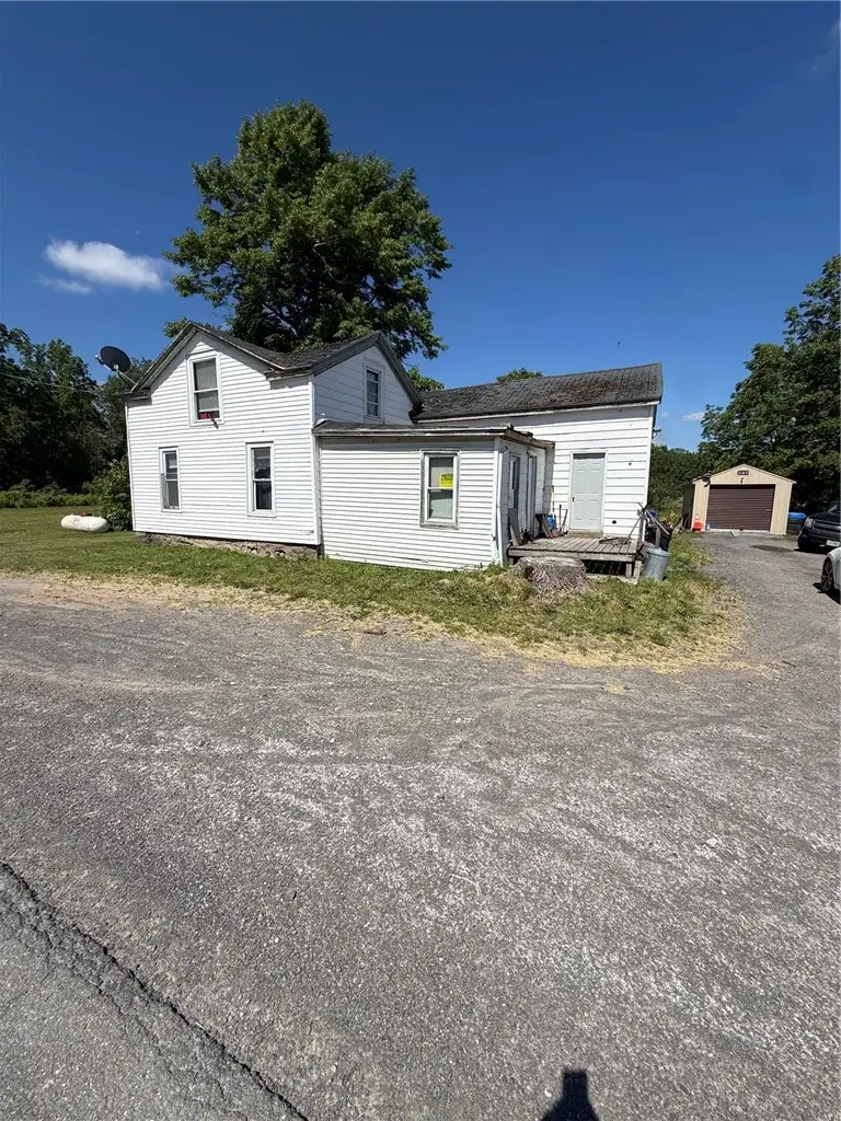 4335 Salt Works Road, Medina, NY 14103 - #2