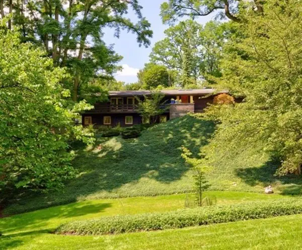 3 Hardwood Hill Road, Pittsford, NY 14534