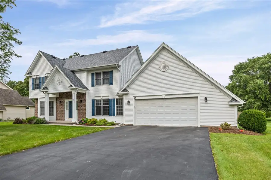 97 Wakecliffe Dr, Rochester, NY 14616 - #2