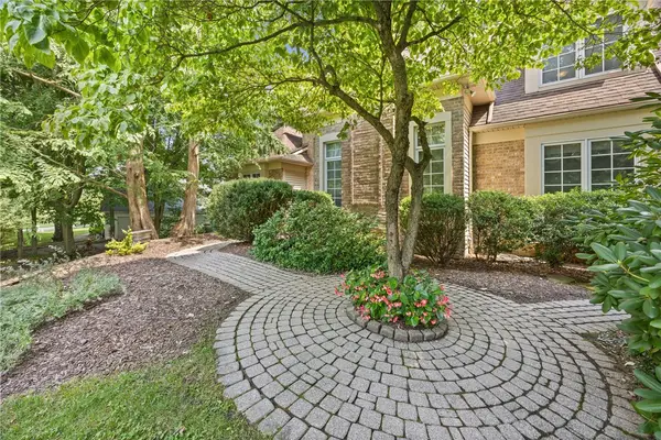 14 Barrington Hills, Pittsford, NY 14534