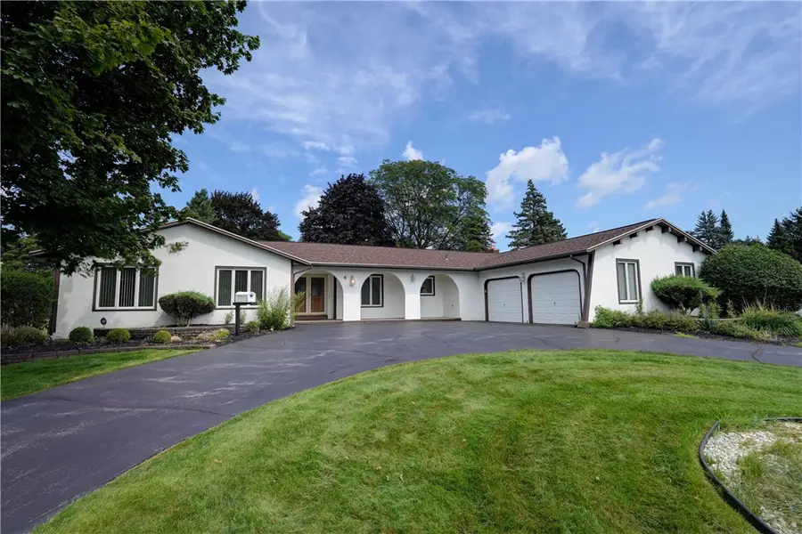 4 Pin Hook Lane, Pittsford, NY 14534 - #2