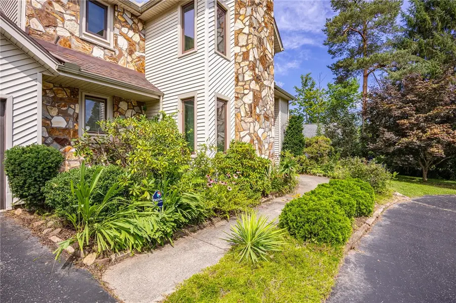 111 Woodmill Drive, Rochester, NY 14626 - #3