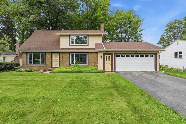 304 Orchard Creek Lane, Rochester, NY 14612