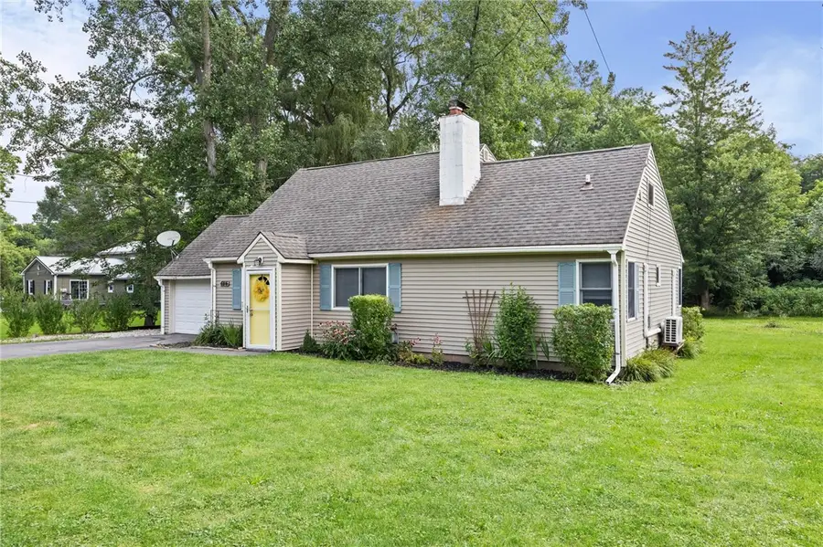 466 Washington Street, Spencerport, NY 14559 - #3
