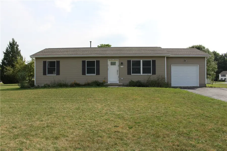 121 Trout, Newark, NY 14513 - #2