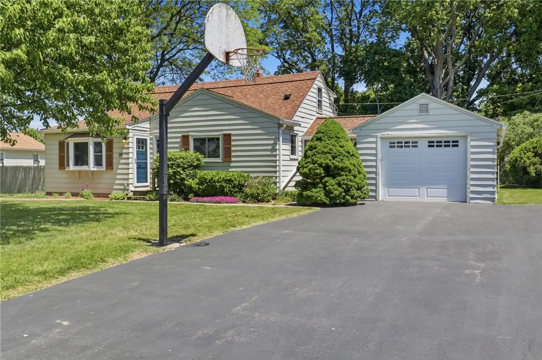 26 Valley Crest Road, Rochester, NY 14616 - #1