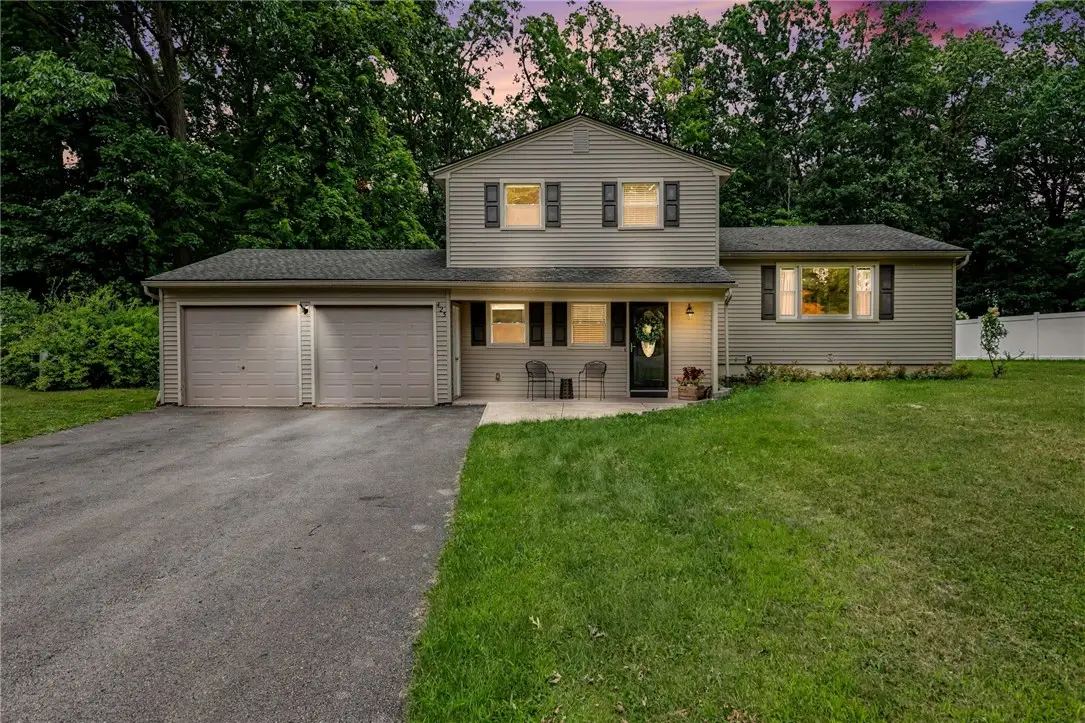 425 Tara Lane, Webster, NY 14580 - #1