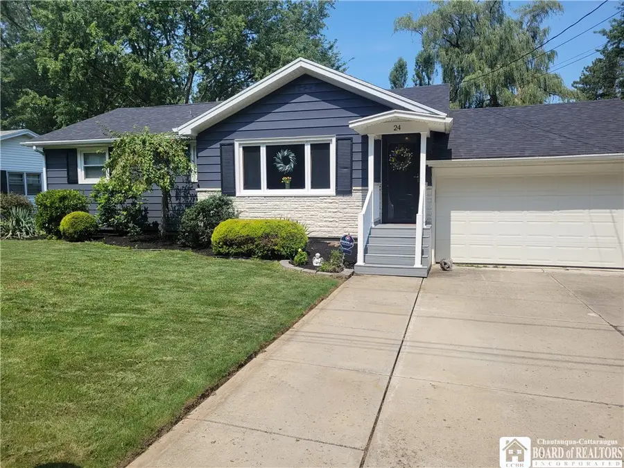 24 Woodward Drive, Fredonia, NY 14063 - #2