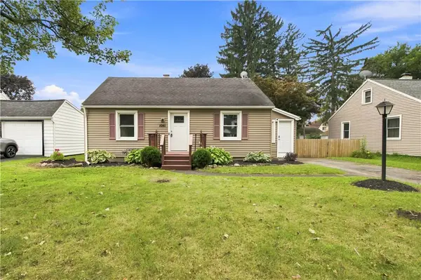 1061 Whitlock Road, Rochester, NY 14609