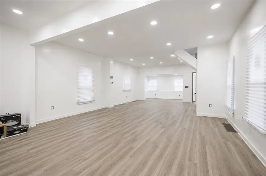 581 Frost Avenue, Rochester, NY 14611 - #2